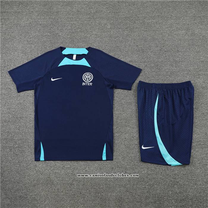 Fato de Treino
 Inter de Milao 
 2022-2023 Manga Curta
 Azul
 - Calcas Curta
